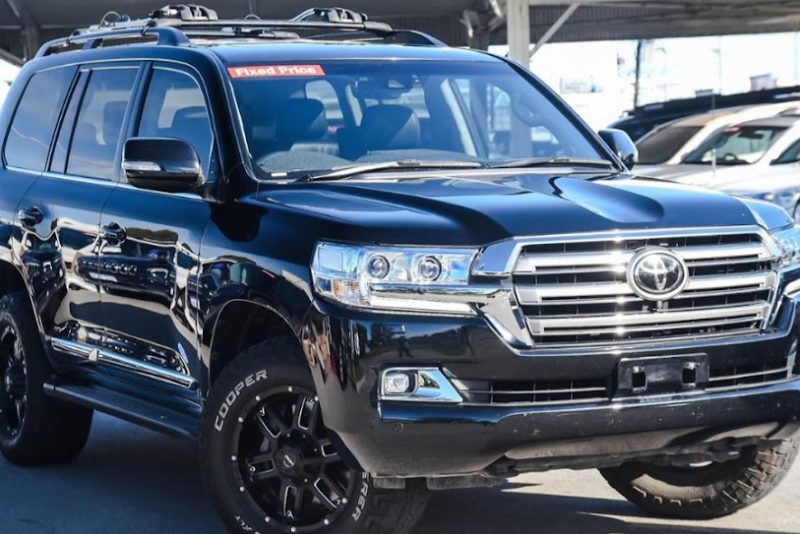 Toyota Land Cruiser Sahara 200 Series V8